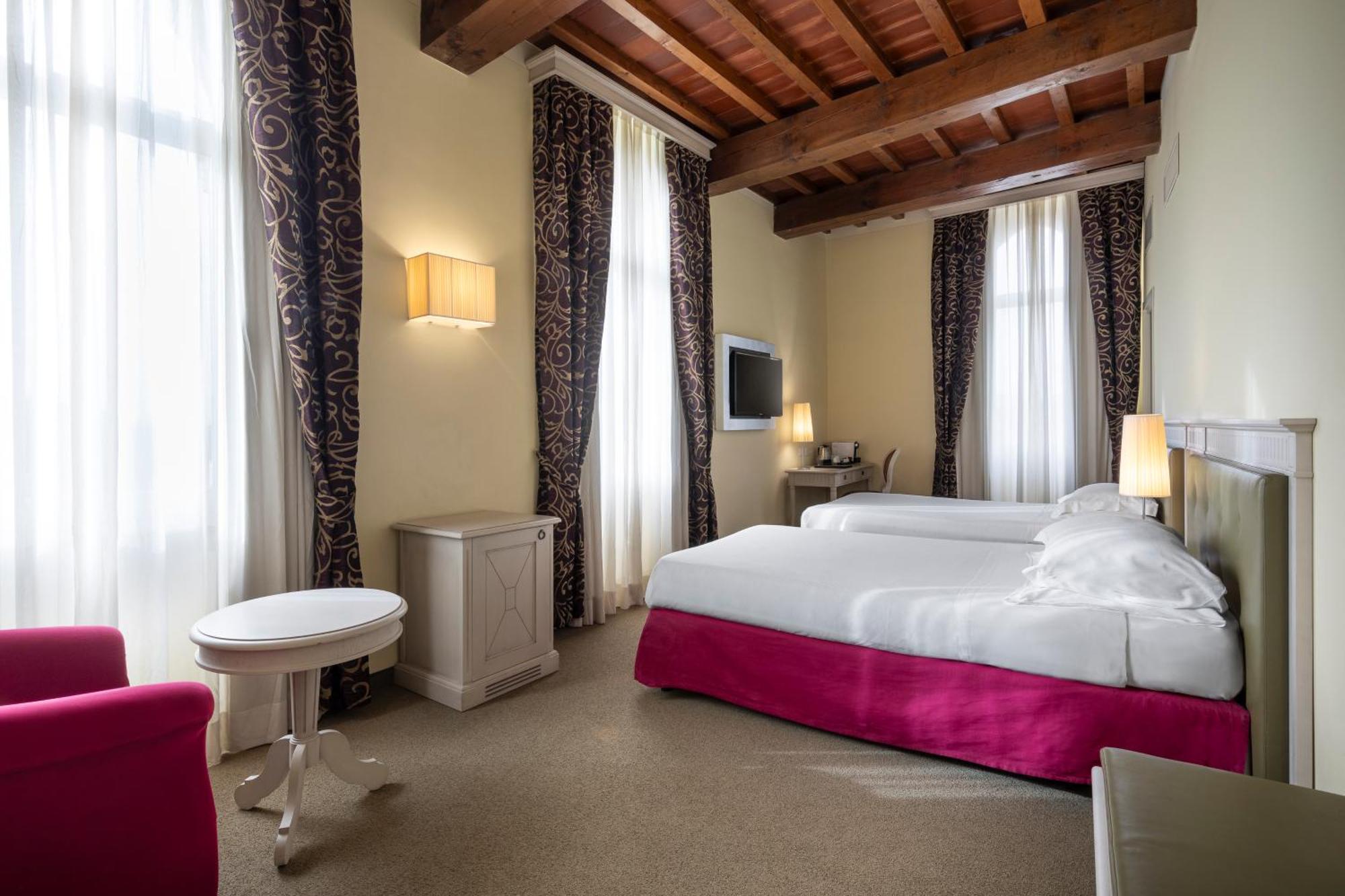 Hotel Certaldo Buitenkant foto