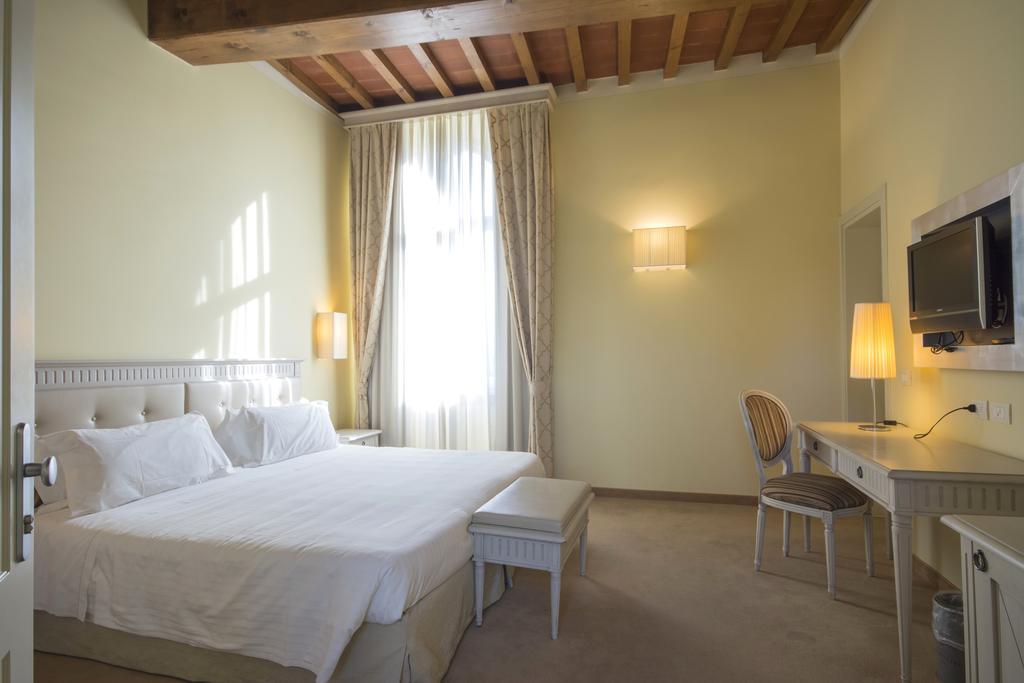Hotel Certaldo Buitenkant foto