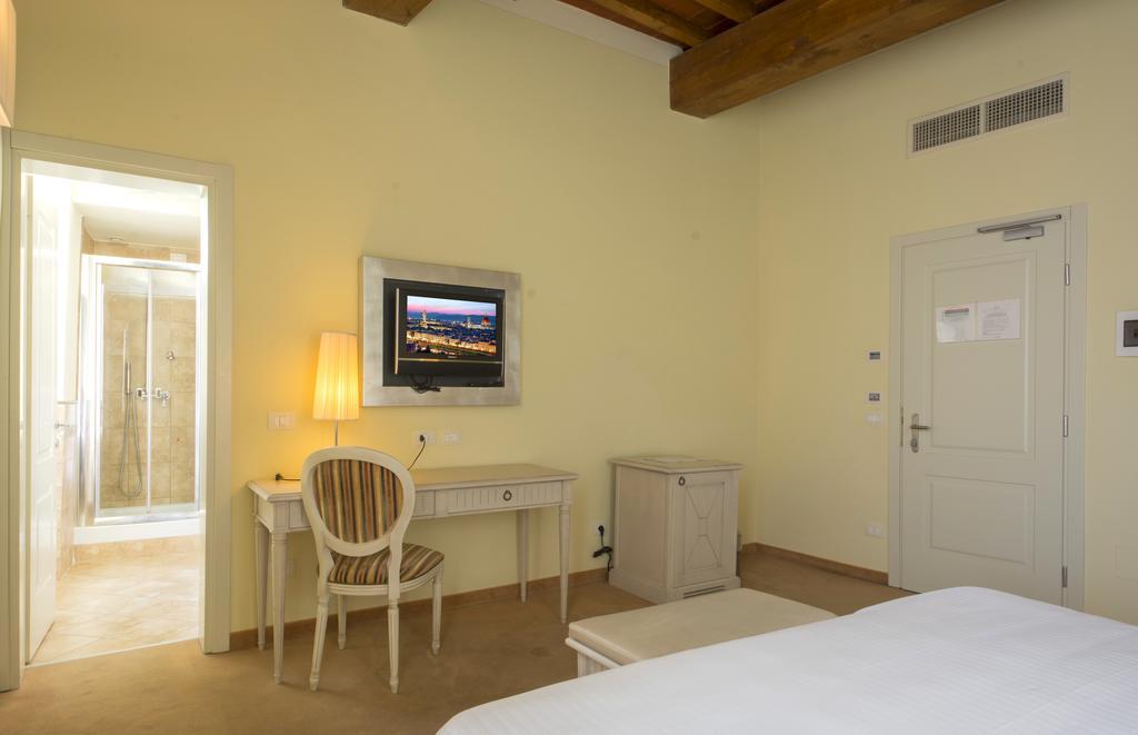 Hotel Certaldo Buitenkant foto